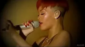 甘い舌のプール 女 自 撮り オナニー