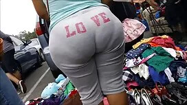 子供は病気の母親を助け、セックスのために ...