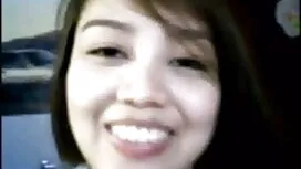 拘束ボンデージとキュウリのお尻：大胆な金 ...