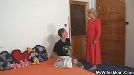 若くて美しいとともに黒人男性クソ エロ  ...