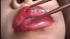 巨乳の妹は彼女の弟のメンバーを残しました ...