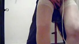 マッサージ彼女の体の前に吹きかわいこ 女 ...