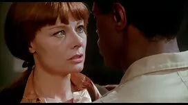 車の中のガールフレンド 女 敵 エロ