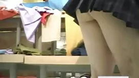 彼は雪の中で女の子の氷とセックスを教えた ...