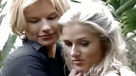 痴女と剃毛先をゆっくりと吸います男と大き ...