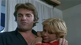 花嫁のためのクソ穴を持つ最初の結婚式の夜 ...