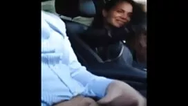 彼は濡れたパンティーで目を覚まし、すぐに ...