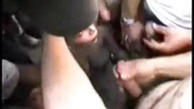 セクシー熟女与えます彼女自身へa黒男 ユ ...